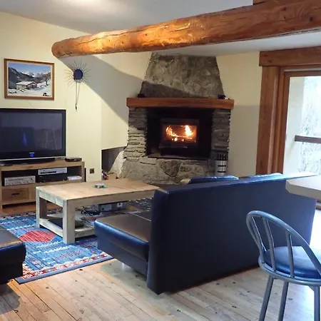 Holiday home Le Paradoxe Des Pyrenees *